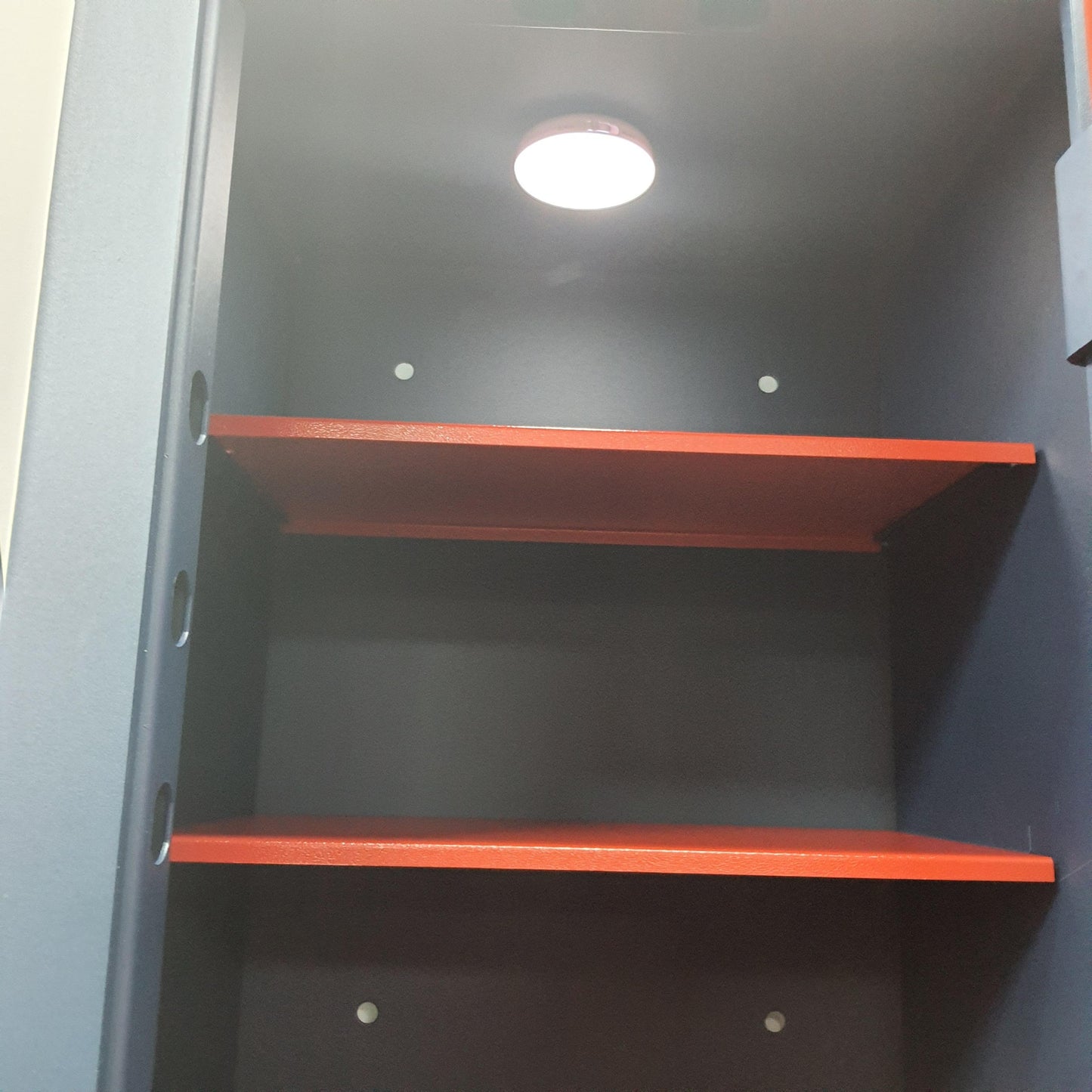 Automatic Magnetic Safe Light (rechargeable USB version)