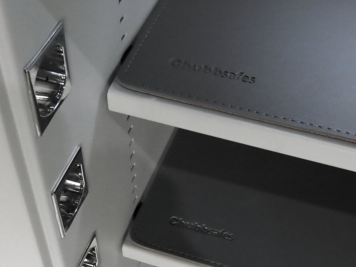 Chubbsafes HomeVault S2 PLUS-55-Keylocking Safe