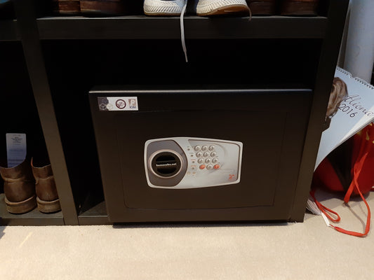 Safe Installation RG9 Henley-on-Thames