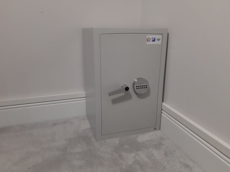 Safe Installation KT11 Cobham