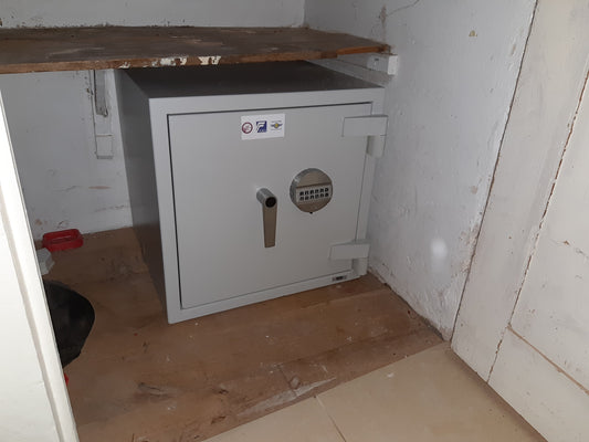 Safe Installation TN16 Westerham