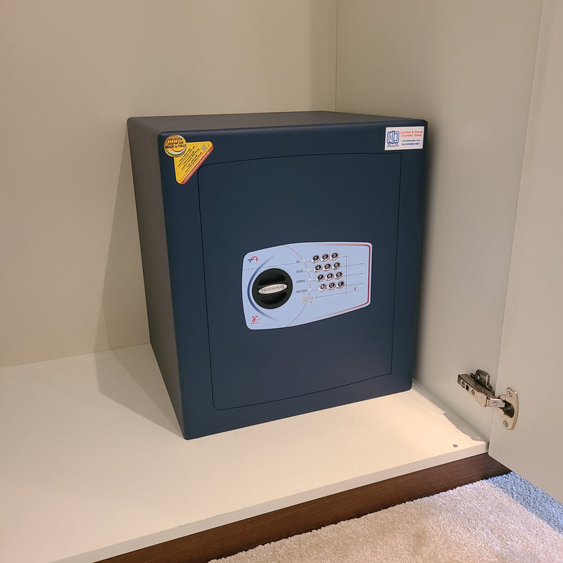 Bloomsbury 40K Size 4 Digital Safe Installed in Radlett, Hertfordshire WD7