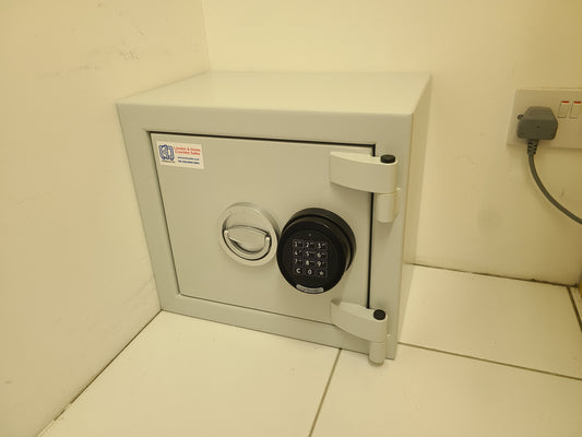 Safe Installation AL9 Brookmans Park