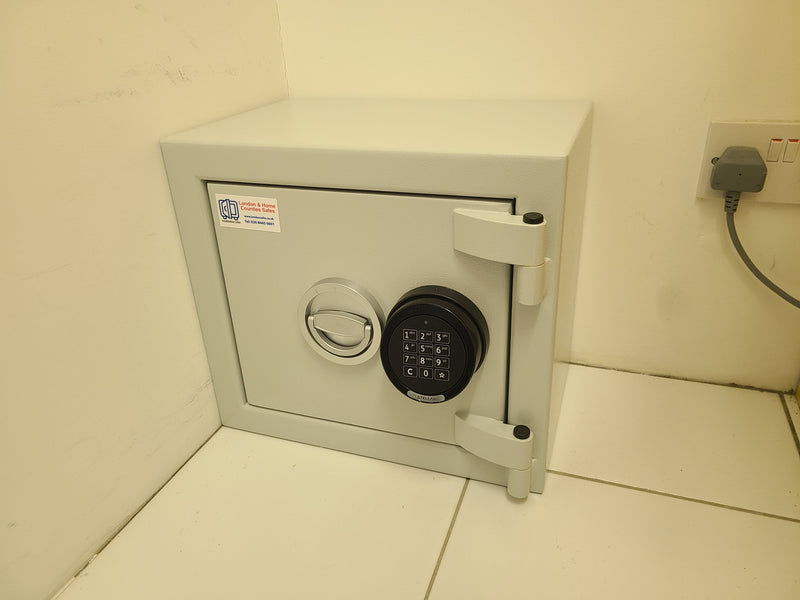 Safe Installation AL9 Brookmans Park