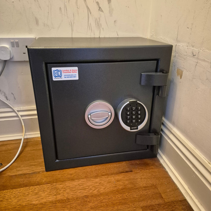 KeySecure VICTOR Grade 1 (Size 1E) Digital Safe Installed in a Hall Cupboard in Old Street, Central London EC1Y