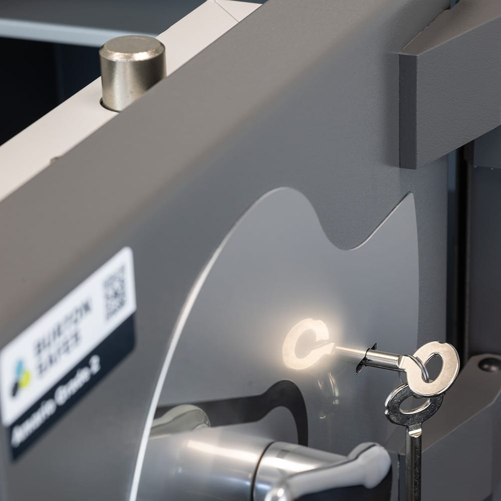 Burton Amario Grade 2 Size 1 Keylocking Safe