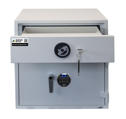 Burton Eurovault Aver Deposit Grade 1 Size 1 Digital Safe