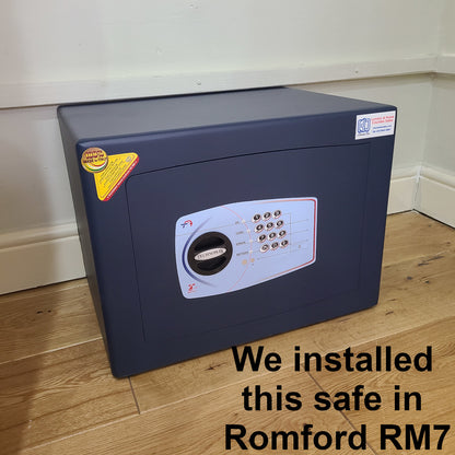 Burton Safes Torino S2 Size 3E Digital Safe