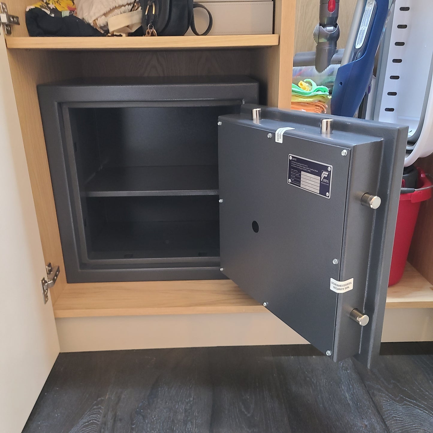 KeySecure Victor Grade 1 Size 3E Digital Safe