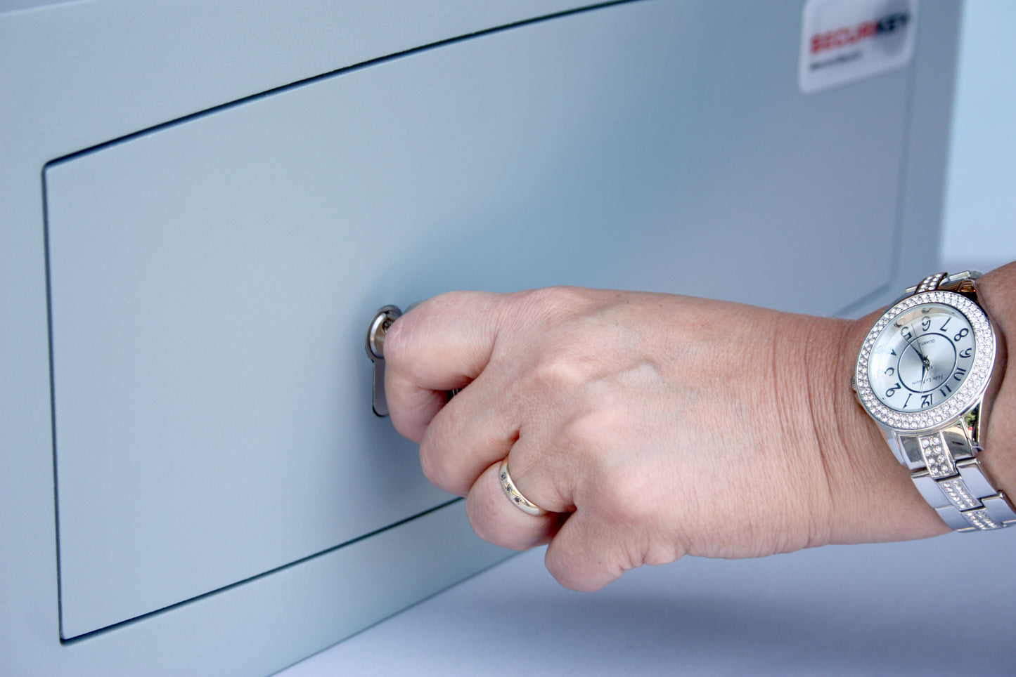 Securikey Euro Vault Key Locking Safe